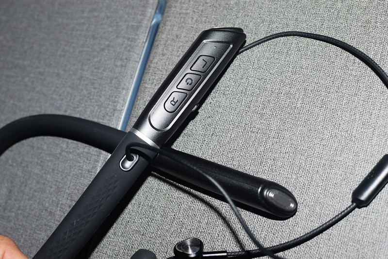 助听器那个品牌的最好？町石挂脖助听器怎么样？助听器最好的牌子推荐