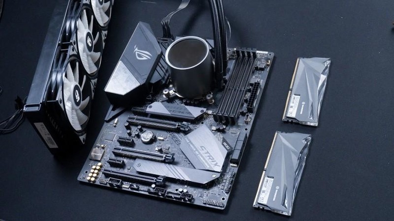 换机箱如换刀，酷冷至尊MB520 MESH神光RGB秀，老机器又支楞起来了