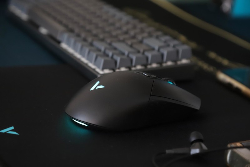 200元内电竞鼠标推荐，雷柏V30W无线双模电竞鼠标开箱