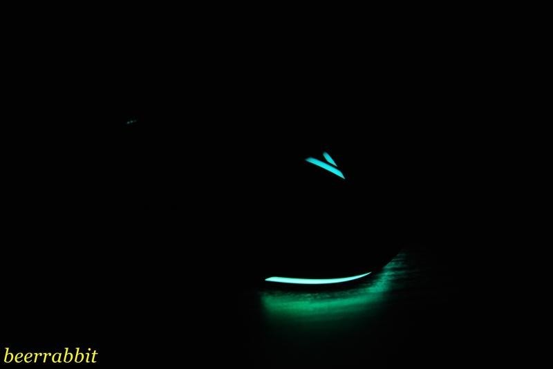 雷柏V30W有线无线双模RGB鼠标测评：无线FPS游戏利器还暗藏彩蛋？