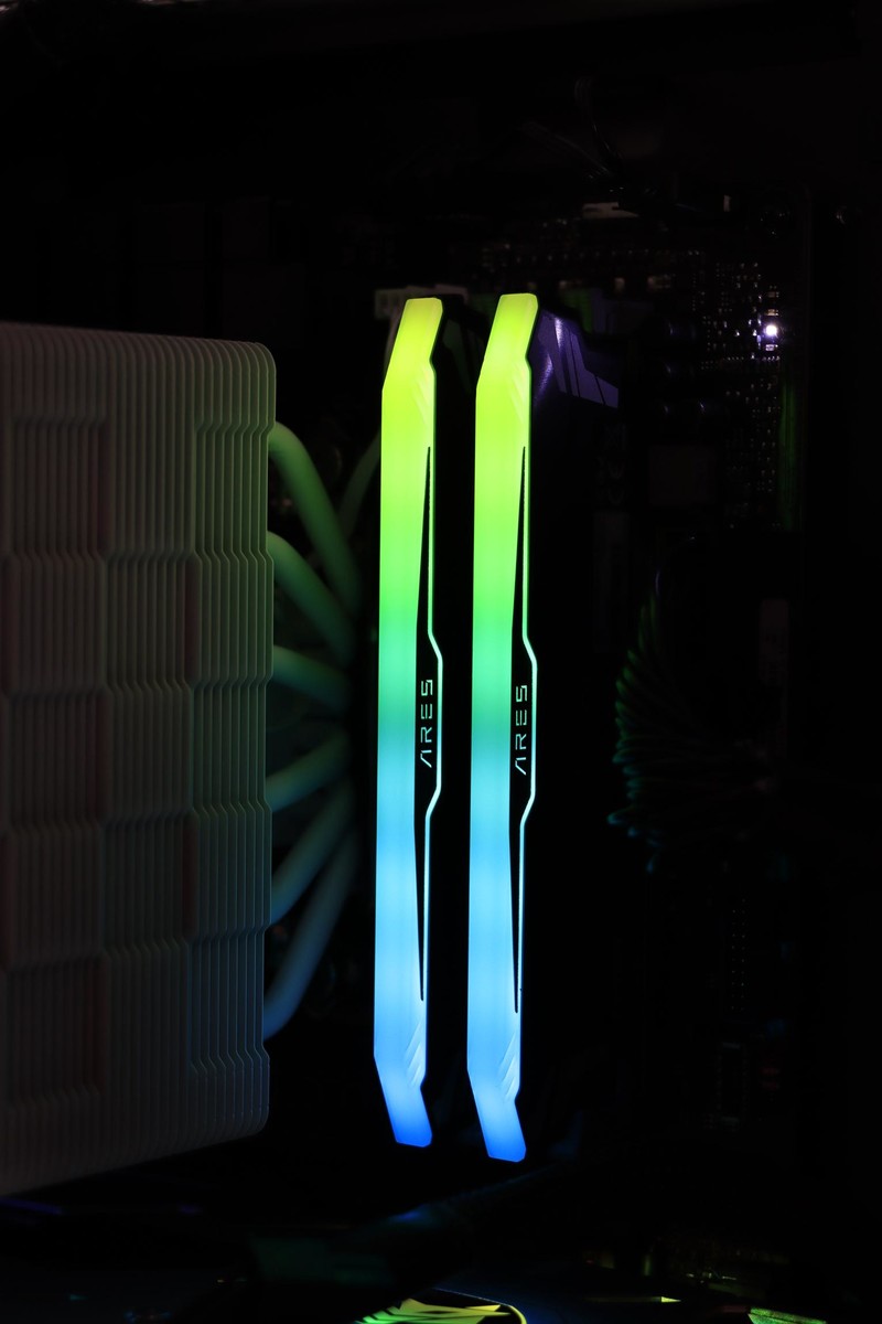 AMD R5 7600 + B650m 重炮手 + 6750XT + 雷克沙 D5 实战 10 款热门游戏