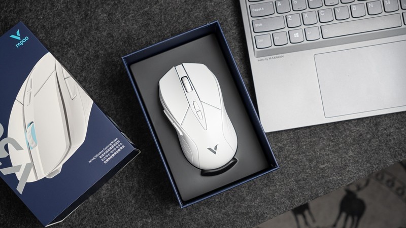 一手掌握，精准出击，雷柏V300W双模无线RGB游戏鼠标