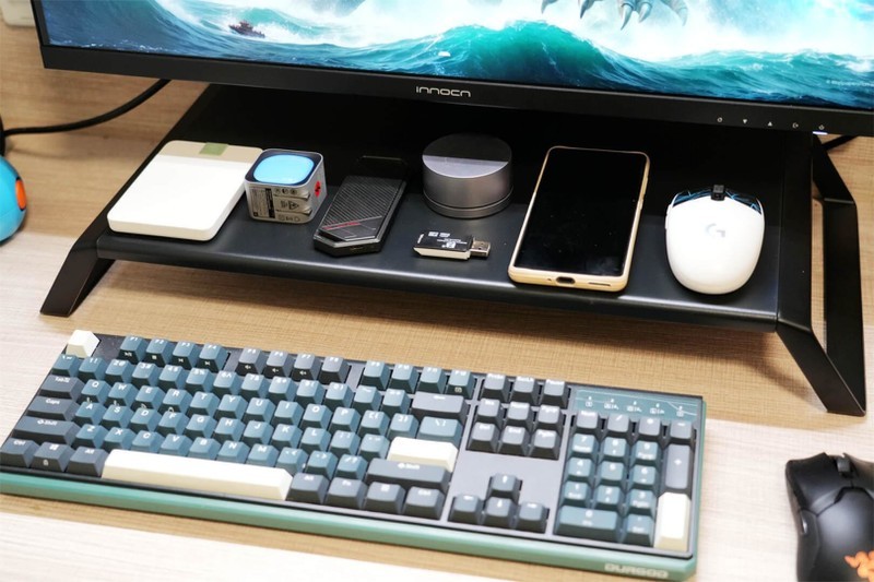 自带增高底座，精准色彩：INNOCN 27C1U Super为美术创作赋能！