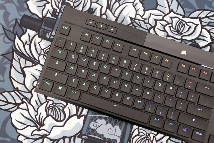 超薄旗键~海盗船K100 AIR无线机械键盘评测