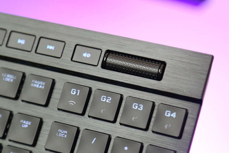 超薄旗键~海盗船K100 AIR无线机械键盘评测