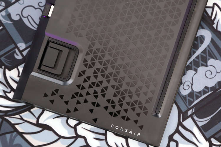 超薄旗键~海盗船K100 AIR无线机械键盘评测