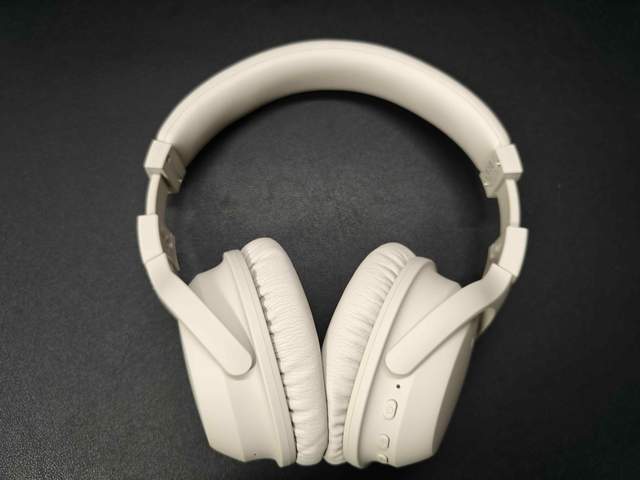 Final UX2000：让你爱上音乐的千元级降噪耳麦