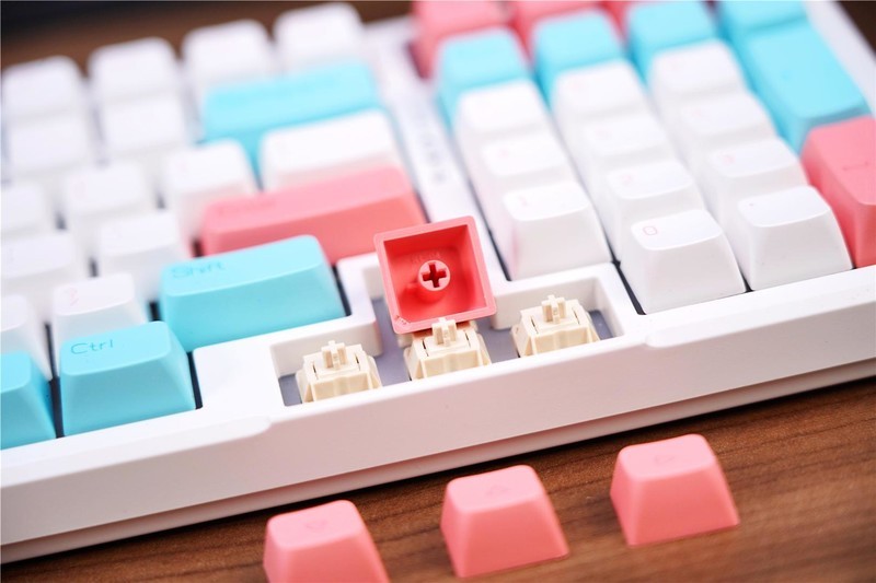 送给女孩子的定制键盘，采用Gasket结构，黑爵AK966陪你过七夕