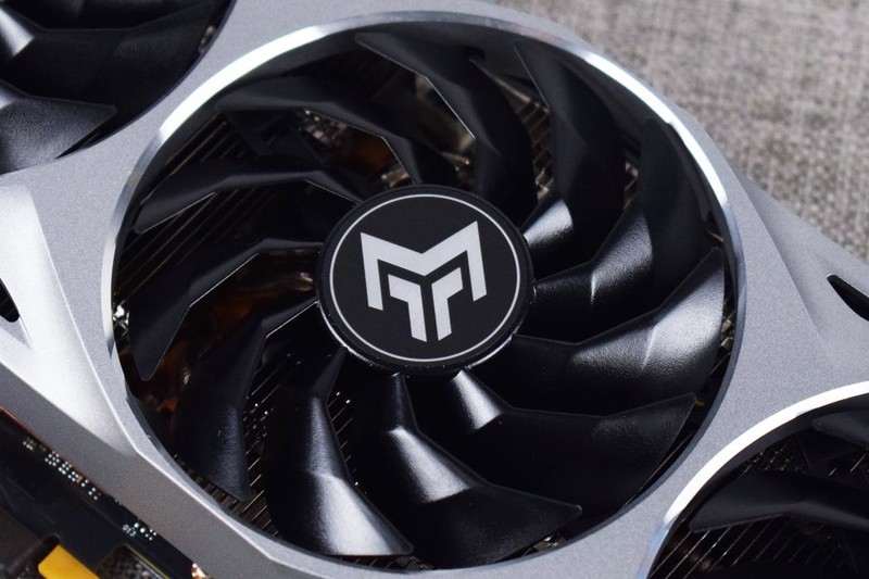 影驰RTX3060Ti金属大师开箱试玩：2K分辨率的METAL GEAR