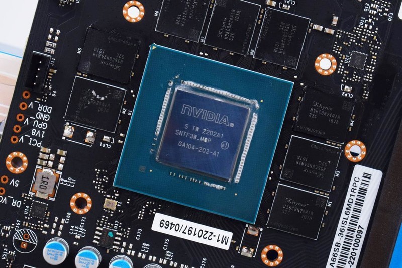 影驰RTX3060Ti金属大师开箱试玩：2K分辨率的METAL GEAR