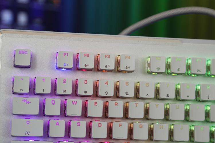 2022最漂亮ARGB键盘：冰豹Vulcan II Max机械键盘评测体验