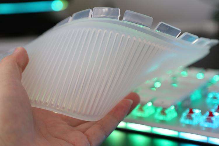 2022最漂亮ARGB键盘：冰豹Vulcan II Max机械键盘评测体验