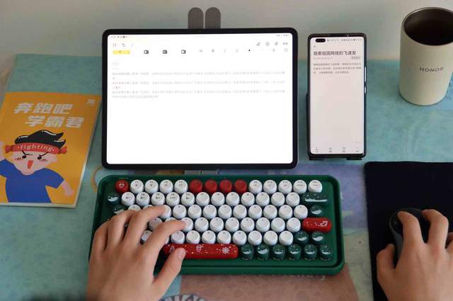 女性朋友的百搭外设，多模无线机械键盘雷柏ralemo Pre 5评测体验