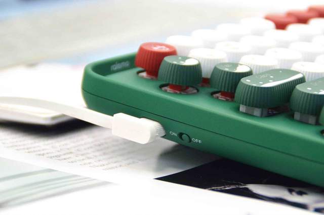 女性朋友的百搭外设，多模无线机械键盘雷柏ralemo Pre 5评测体验