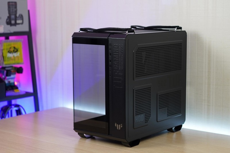 七彩虹iGame Z790D5+索泰RTX 4070 AMP+华硕TUF机电散装机作业