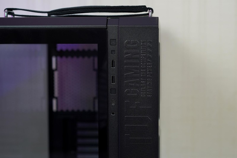 七彩虹iGame Z790D5+索泰RTX 4070 AMP+华硕TUF机电散装机作业