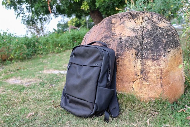 更强耐候性，360度全方位保护笔记本，INCASE City双肩包体验