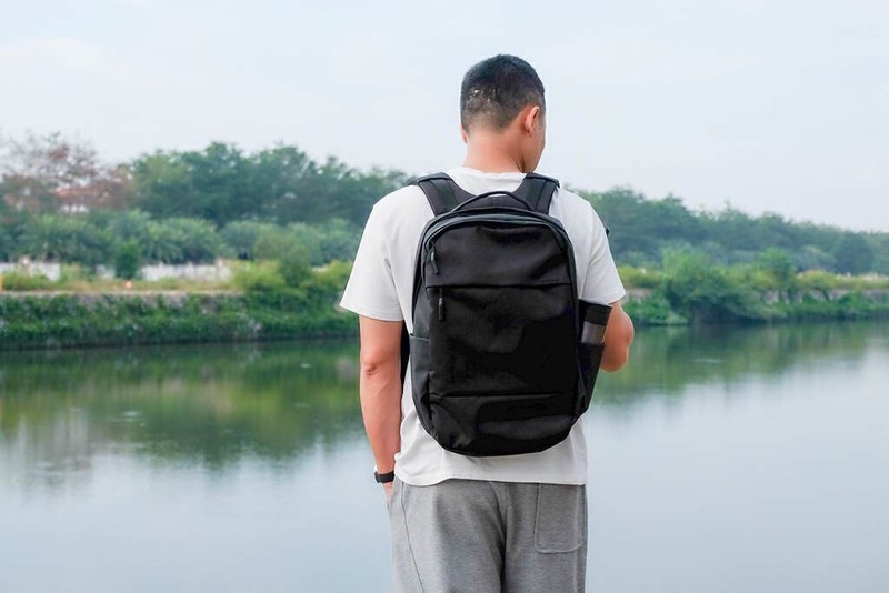 更强耐候性，360度全方位保护笔记本，INCASE City双肩包体验