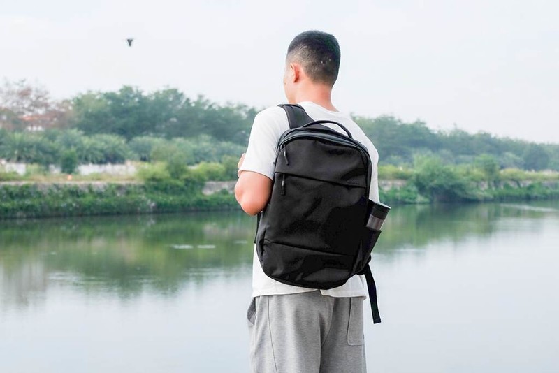 更强耐候性，360度全方位保护笔记本，INCASE City双肩包体验