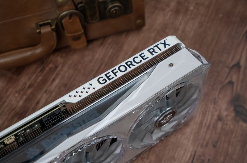 “SUPER”快，影驰 GeForce RTX 4070 SUPER 星曜 OC 评测！带你速闯AI新领域