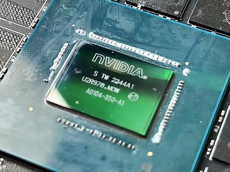 “SUPER”快，影驰 GeForce RTX 4070 SUPER 星曜 OC 评测！带你速闯AI新领域