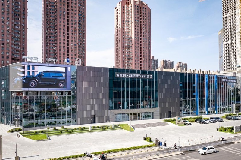 比亚迪全国首个新能源汽车科普馆在郑州正式开馆