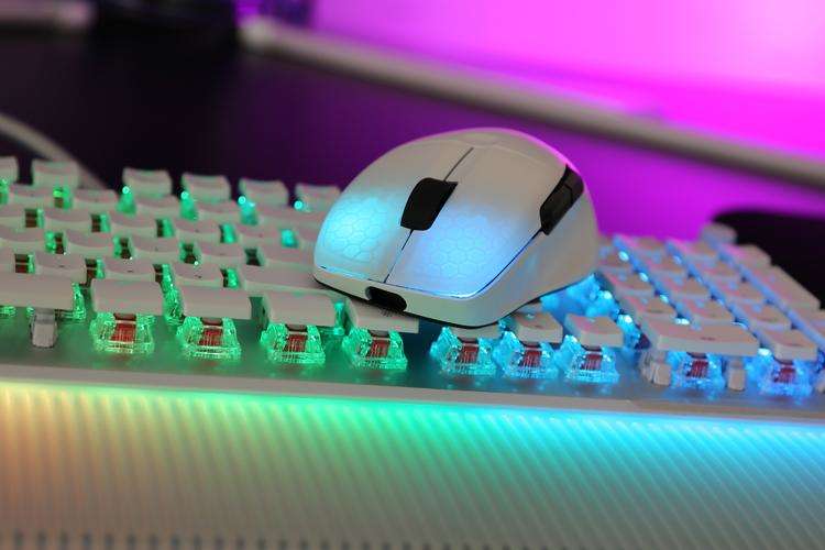 2022最漂亮ARGB键盘：冰豹Vulcan II Max机械键盘评测体验