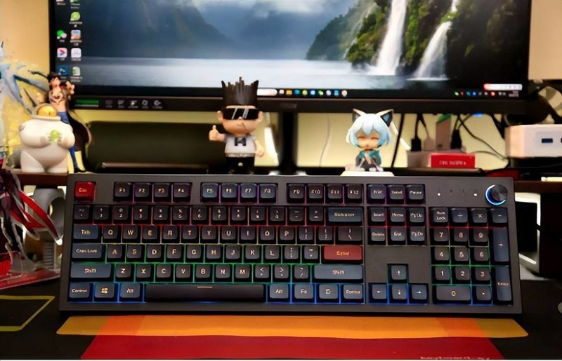 想要的都有，它还很便宜，台产机械键盘着实有点卷