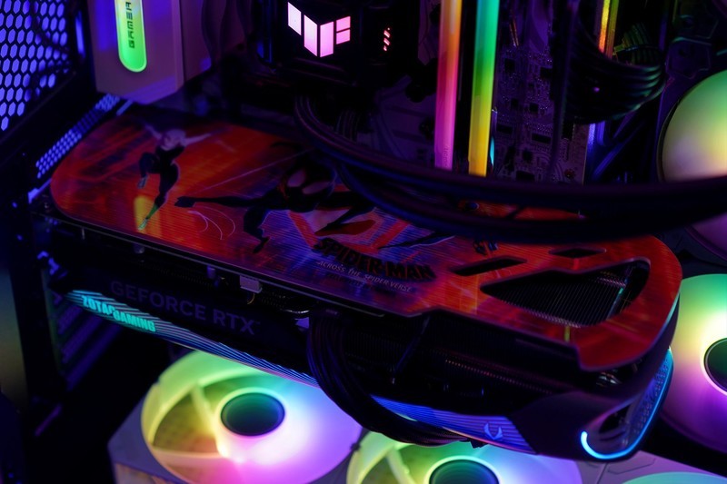 七彩虹iGame Z790D5+索泰RTX 4070 AMP+华硕TUF机电散装机作业