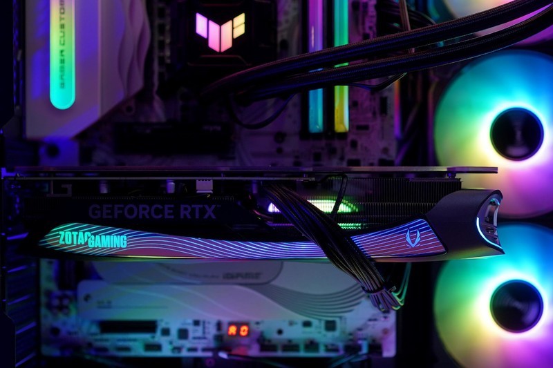 七彩虹iGame Z790D5+索泰RTX 4070 AMP+华硕TUF机电散装机作业