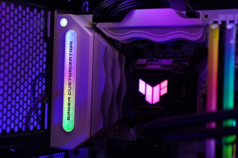 七彩虹iGame Z790D5+索泰RTX 4070 AMP+华硕TUF机电散装机作业