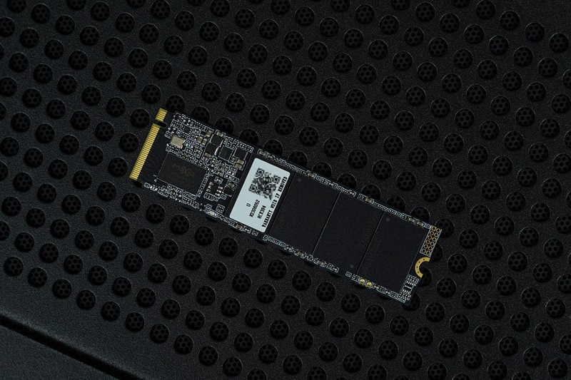 七彩虹iGame Z790D5+索泰RTX 4070 AMP+华硕TUF机电散装机作业