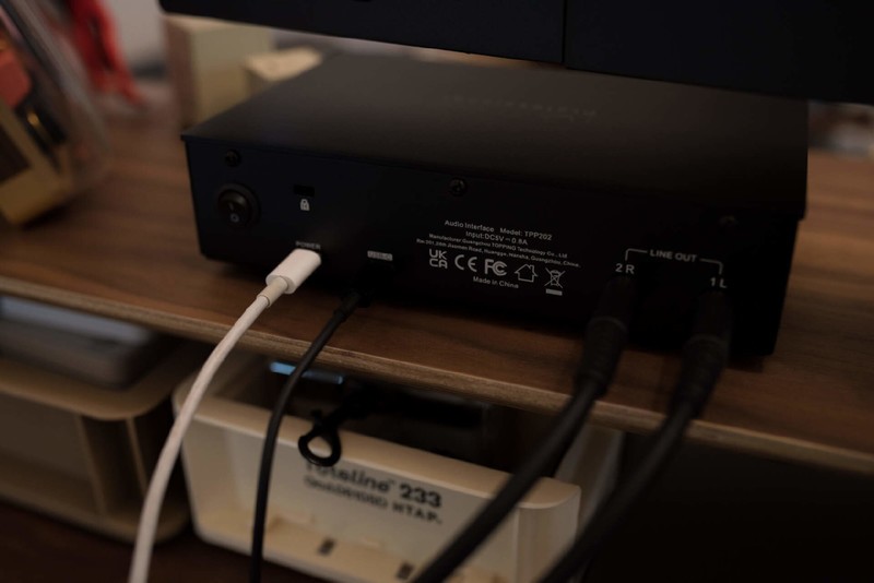 买声卡送话放，真硬核科学机来了——TOPPING拓品E2x2