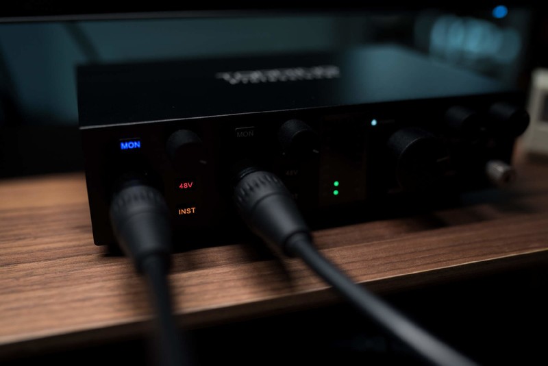 买声卡送话放，真硬核科学机来了——TOPPING拓品E2x2