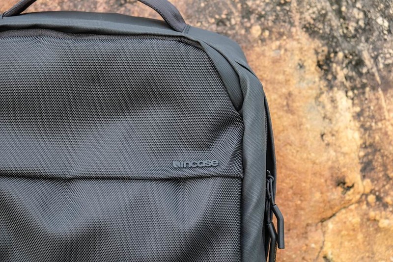 更强耐候性，360度全方位保护笔记本，INCASE City双肩包体验