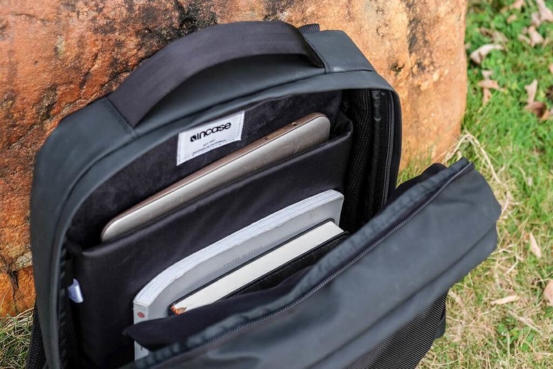 更强耐候性，360度全方位保护笔记本，INCASE City双肩包体验