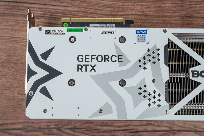 “SUPER”快，影驰 GeForce RTX 4070 SUPER 星曜 OC 评测！带你速闯AI新领域