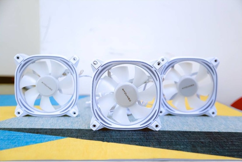 圆梦海景房，大家觉得光污染装机这样如何？