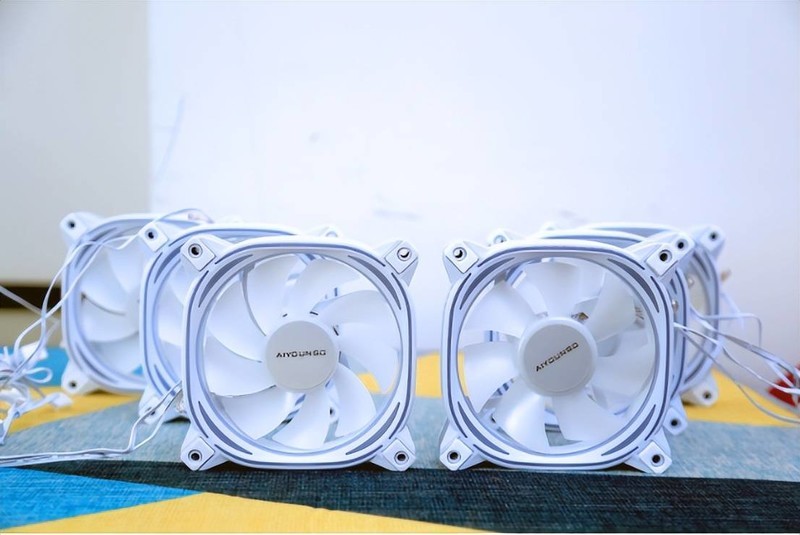 圆梦海景房，大家觉得光污染装机这样如何？