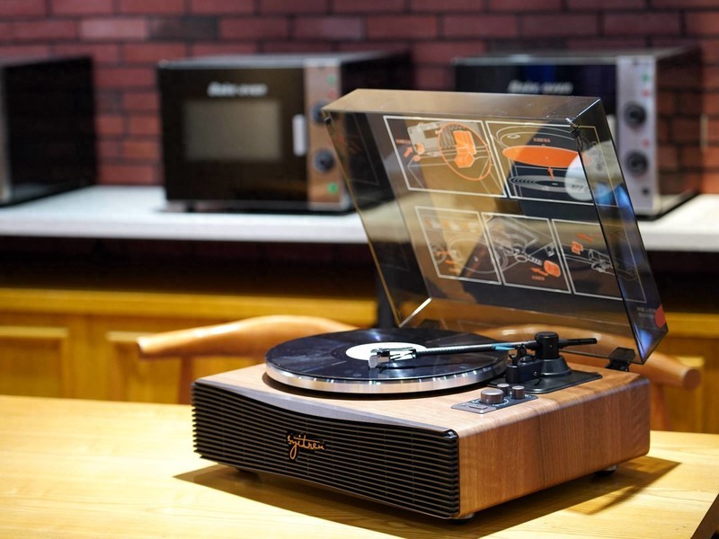 以纯粹致敬经典，Syitren/赛塔林PARON黑胶唱片机给我带来什么