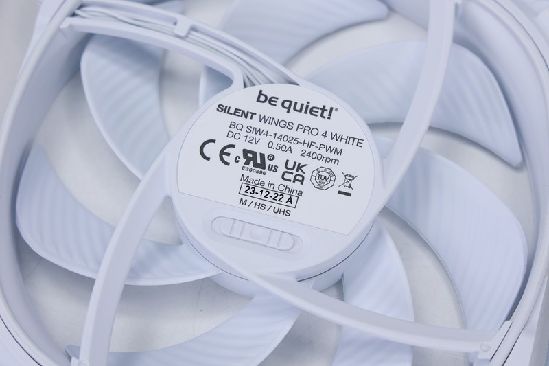 炎夏主机降温有妙招！德商德静界SILENT WINGS 4风扇装机实测分享