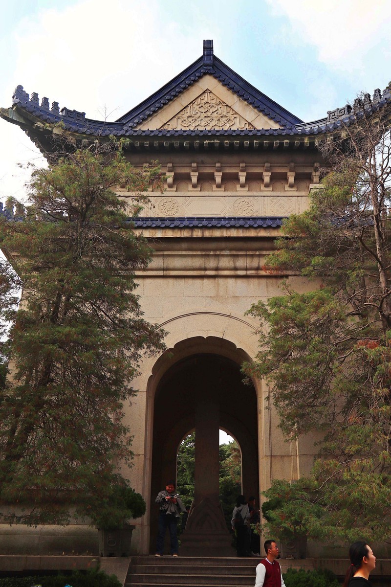 游览南京中山陵风景区