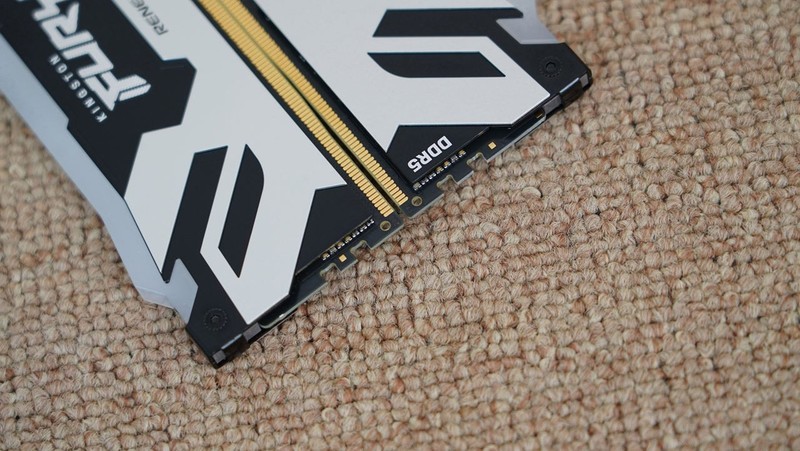 越级挑战，锐龙5 9600X、Ultra7 265K究竟谁打游戏更胜一筹？