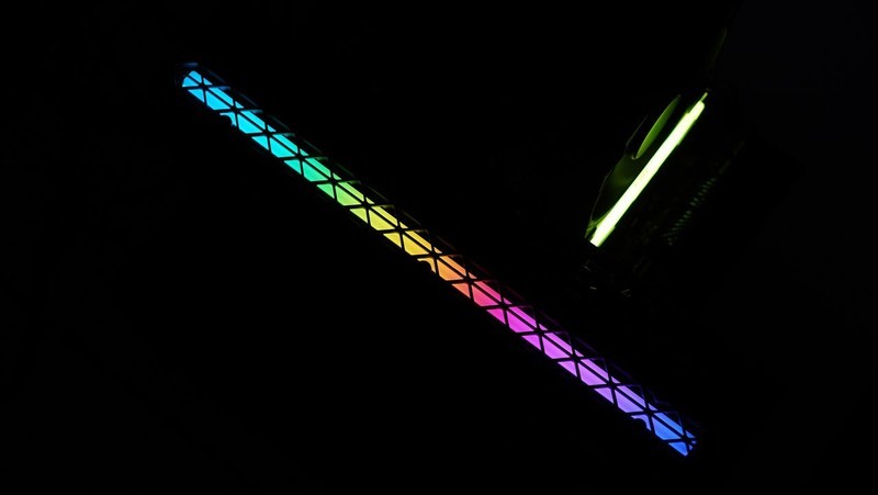 越级挑战，锐龙5 9600X、Ultra7 265K究竟谁打游戏更胜一筹？