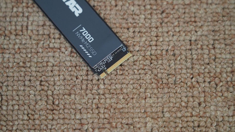 越级挑战，锐龙5 9600X、Ultra7 265K究竟谁打游戏更胜一筹？