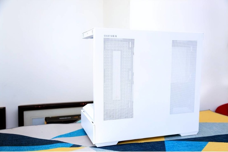 圆梦海景房，大家觉得光污染装机这样如何？