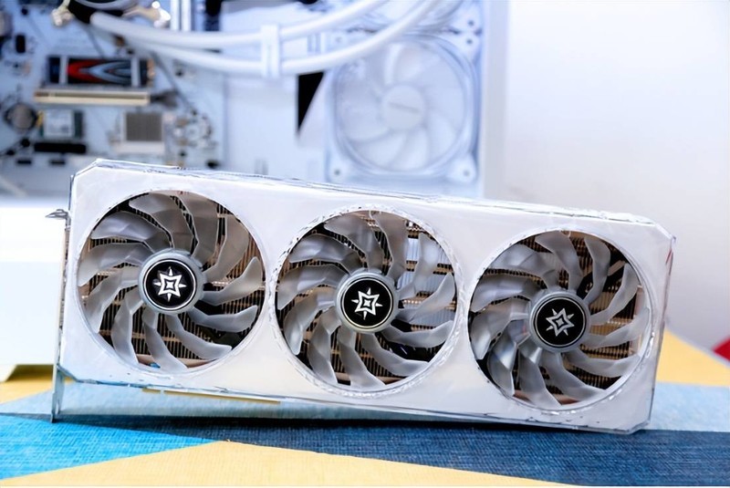 圆梦海景房，大家觉得光污染装机这样如何？