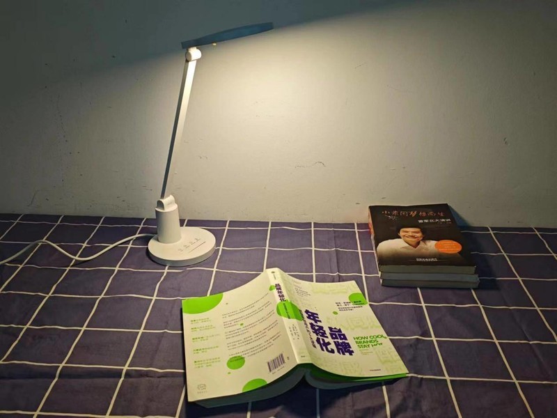 明基、欧普、书客护眼台灯好用吗？热门护眼台灯多方面对比测评