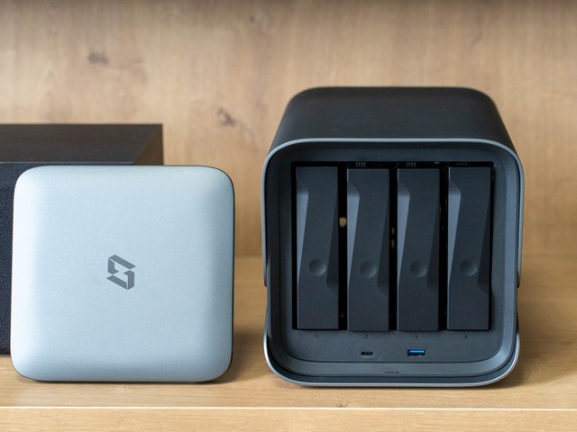 全家的娱乐好伴侣，哪里都能看、上手零难度极空间Z4Pro使用分享