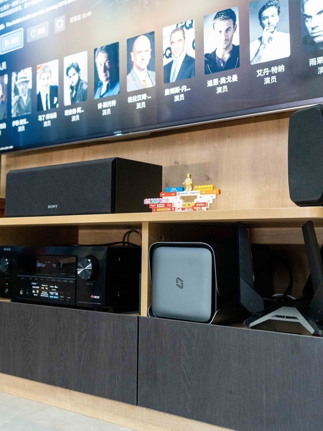 全家的娱乐好伴侣，哪里都能看、上手零难度极空间Z4Pro使用分享